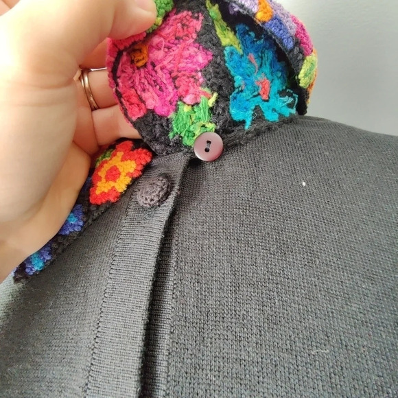 Michael Simon Black Cardigan with Neon Floral Embroidered Collar - Picture 4 of 7